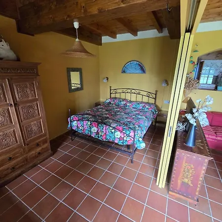 On The Hills Of Val Trebbia - Casa Glicine Feriehus
